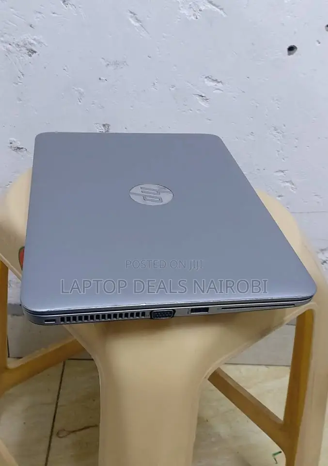 Laptop HP EliteBook 820 G3 8GB Intel Core I5 SSD 256GB