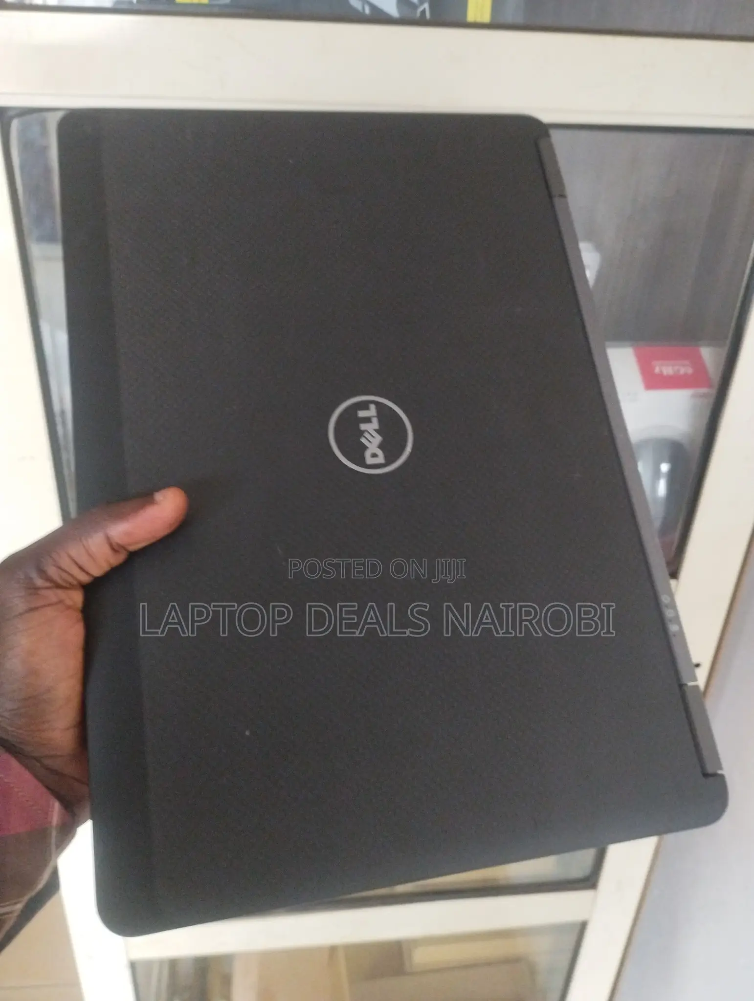 Laptop Dell Latitude 7450 8GB Intel Core I7 SSHD (Hybrid) 500GB