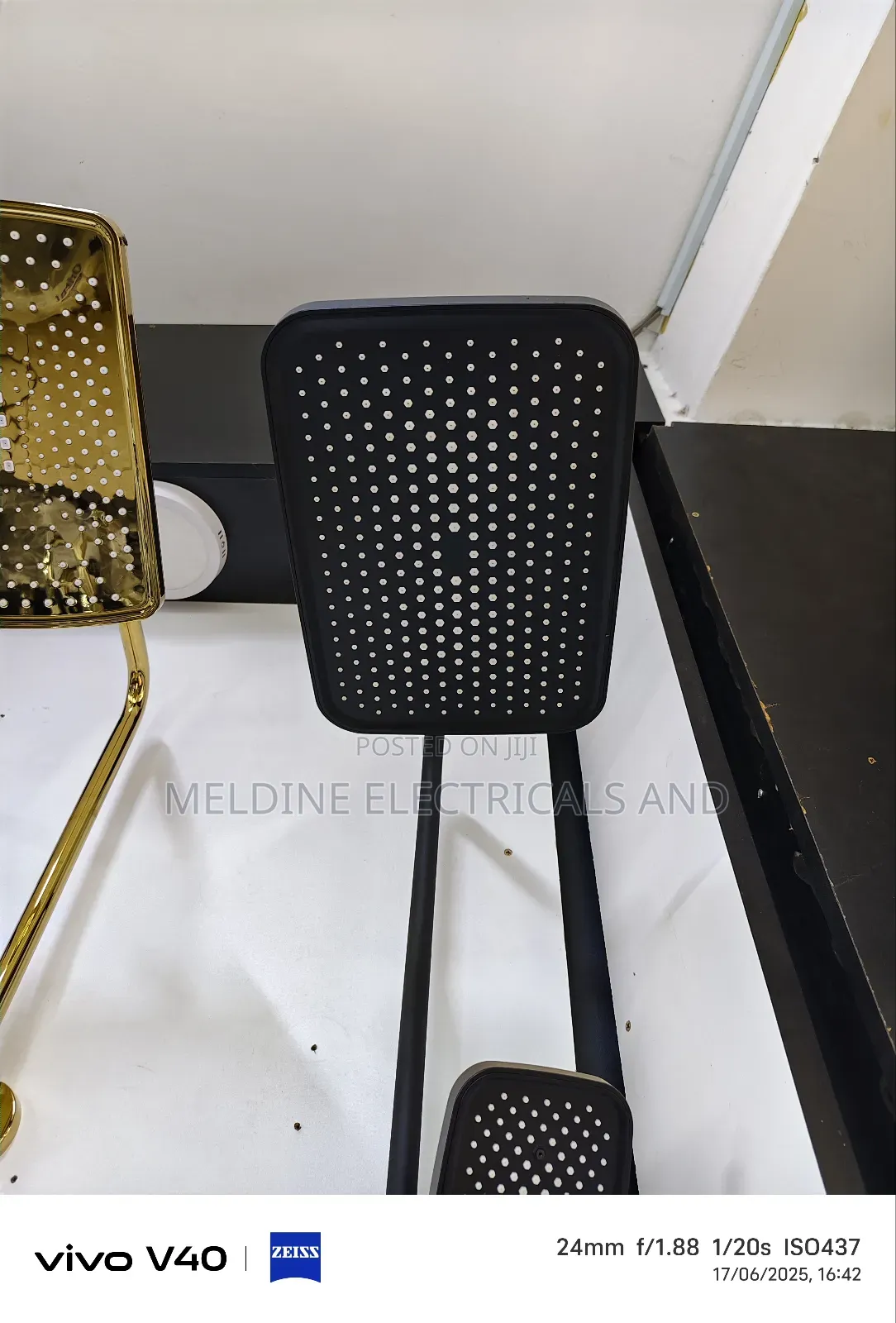 Keyboard Shower Mixer Black