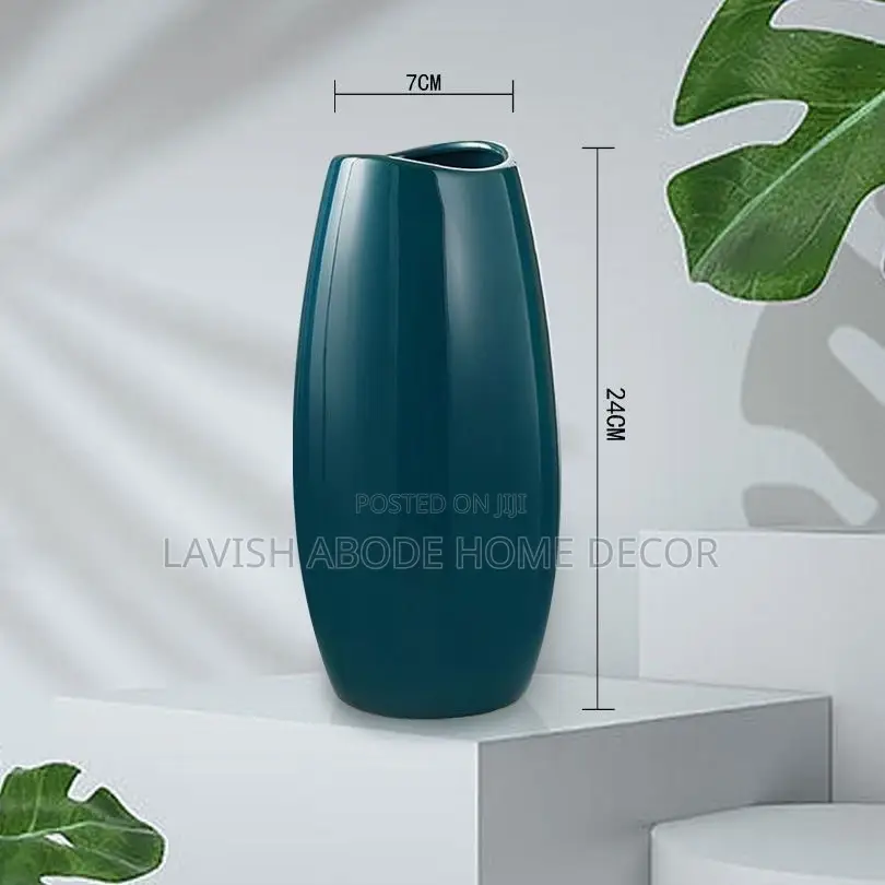 Modern Dark Green Ceramic Flower Vase