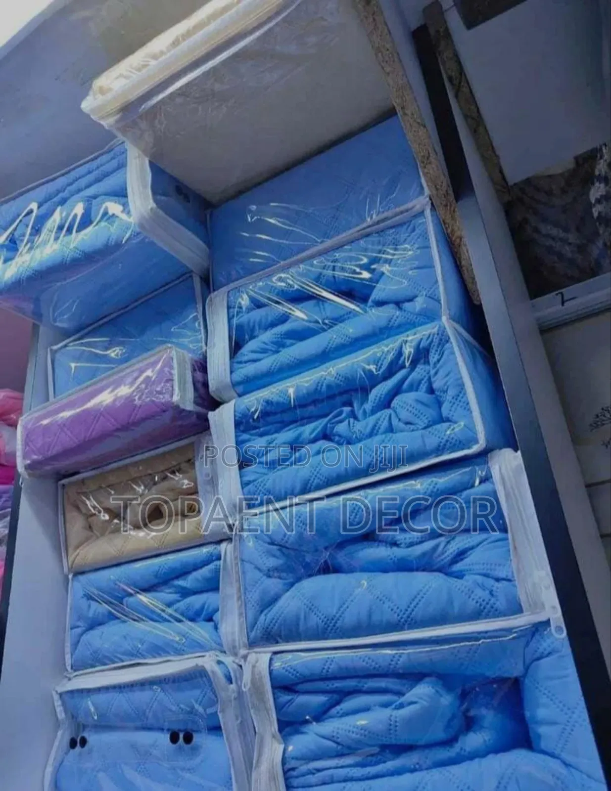 Blue , Beige And Purple Waterproof Mattress Protector 6by 6