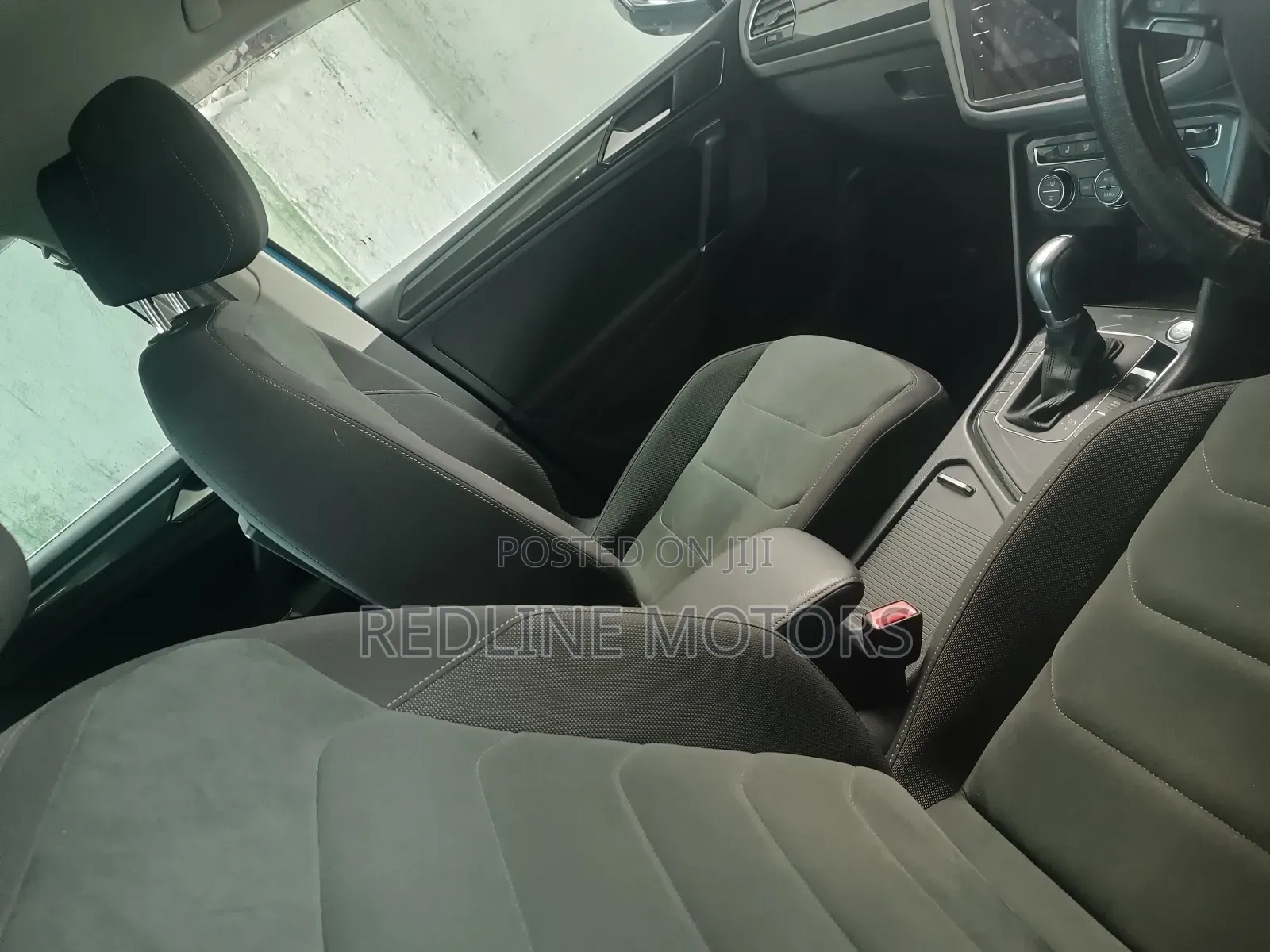 Volkswagen Tiguan 2018 Blue