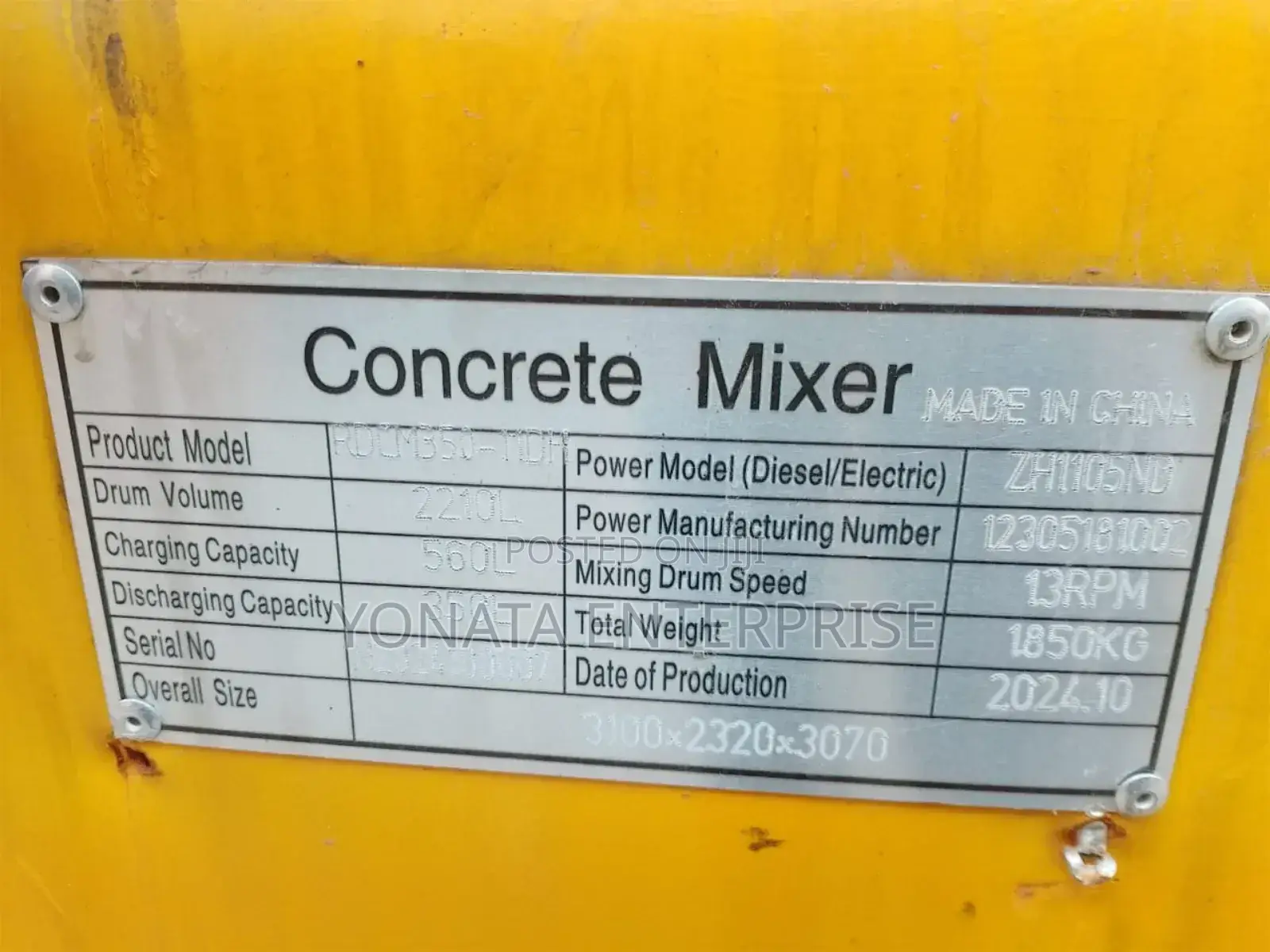 Heavy Duty Self Loading Concrete Mixers