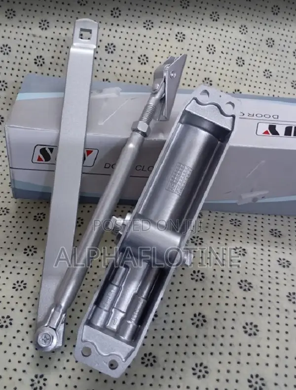 Automatic Door Closer With Hydraulic Technic