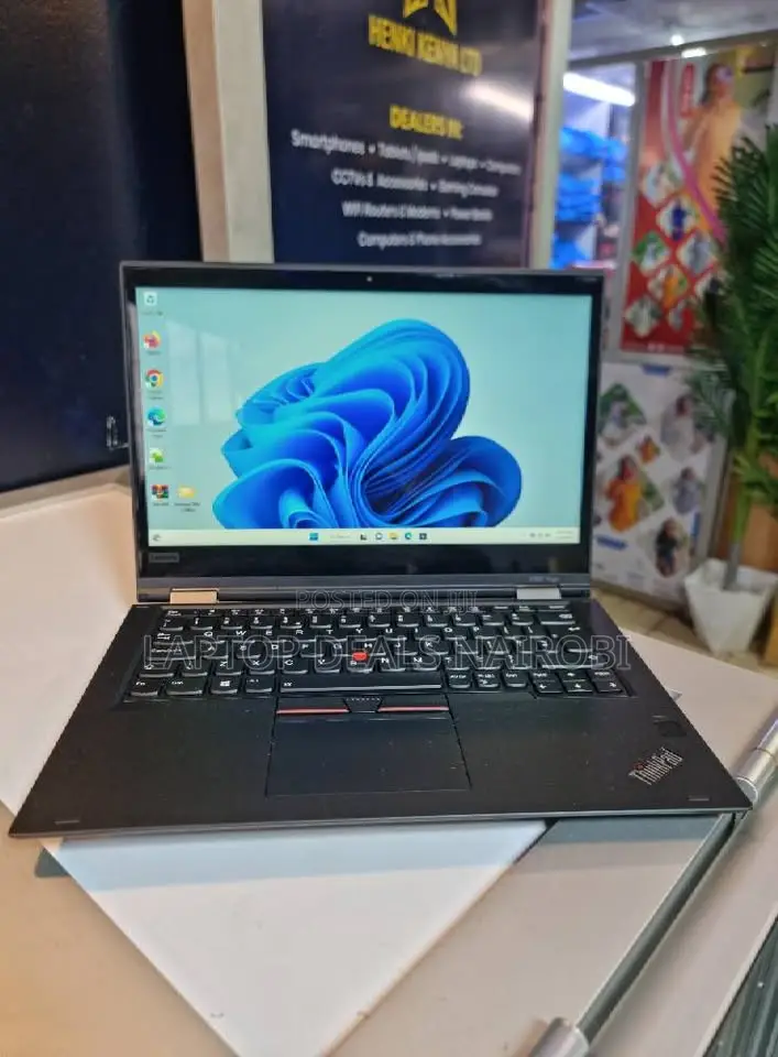 Laptop Lenovo ThinkPad X380 Yoga 16GB Intel Core I5 SSD 256GB