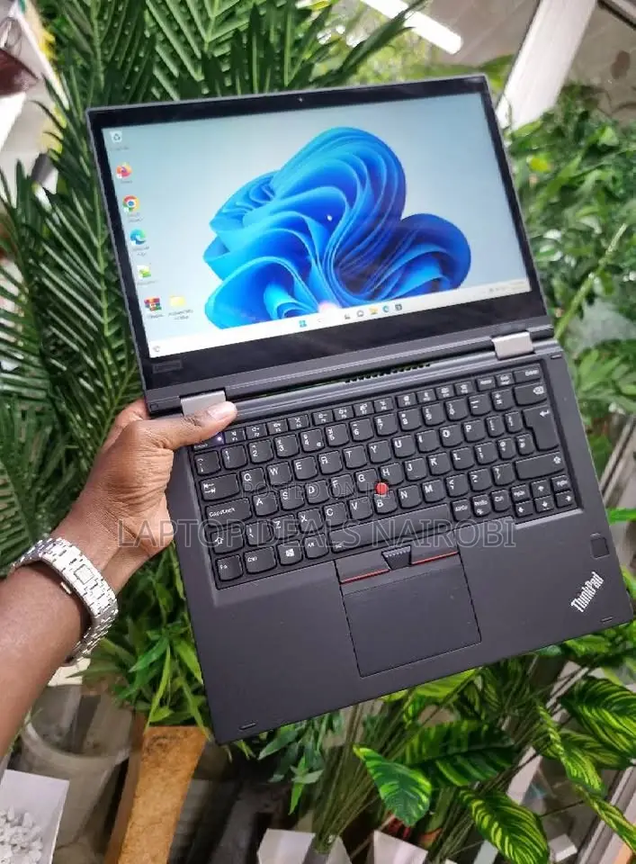 Laptop Lenovo ThinkPad X380 Yoga 16GB Intel Core I5 SSD 256GB