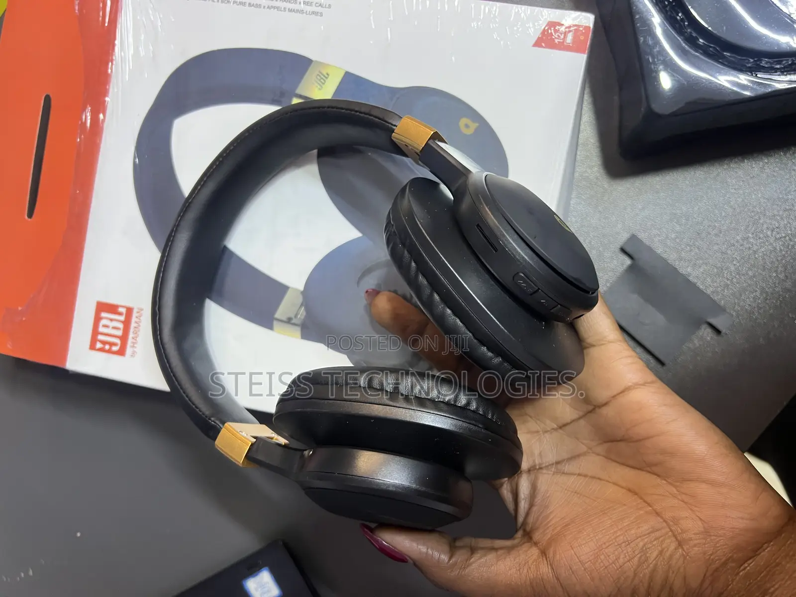 JBL Wireless Headset E55bt