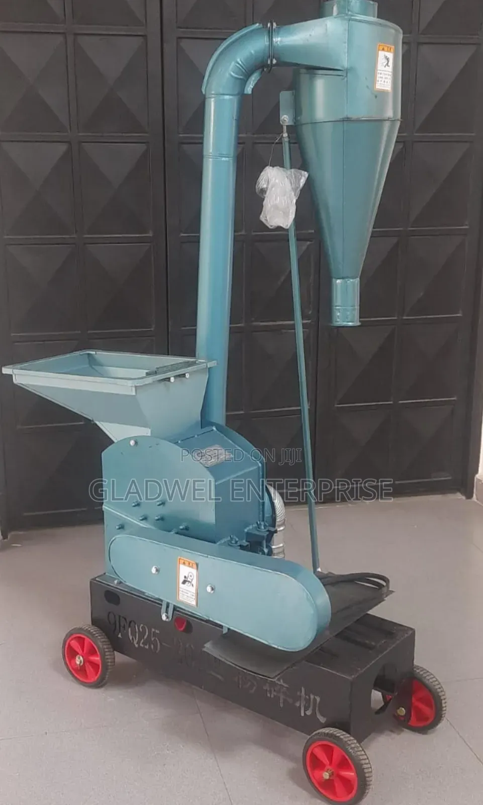 STCL Poshomill Machine With 3hp Motor Capacity of 500to700kg