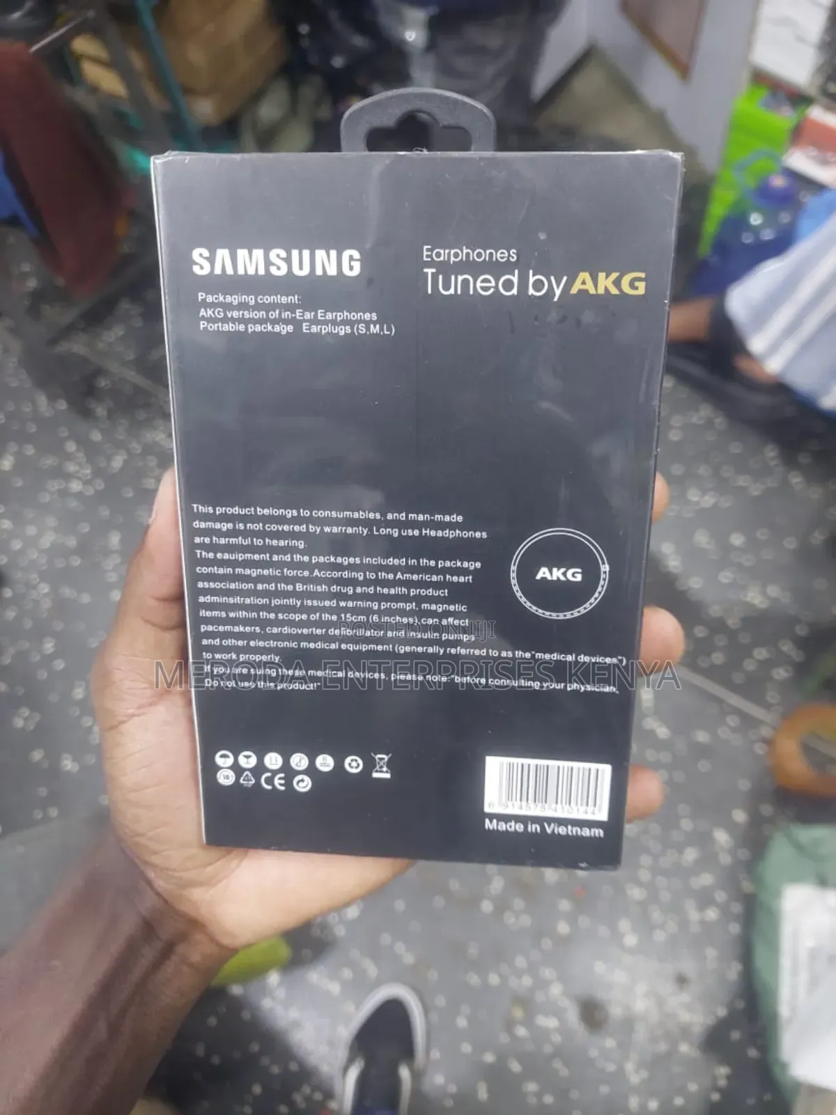 Anc Earphones Tuned by Akg