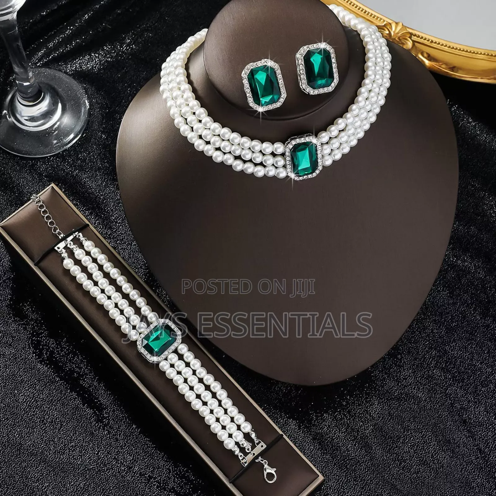 3 Piece Pearl Set Necklace, Earrings and Bracelet