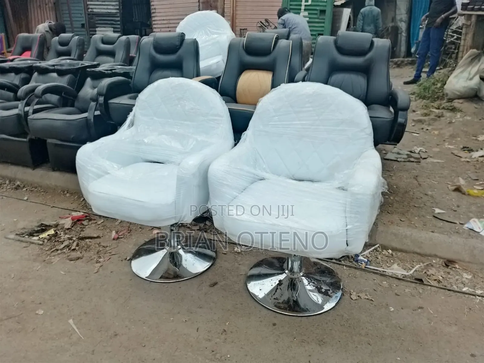 Rotating Hydraulic Seats
