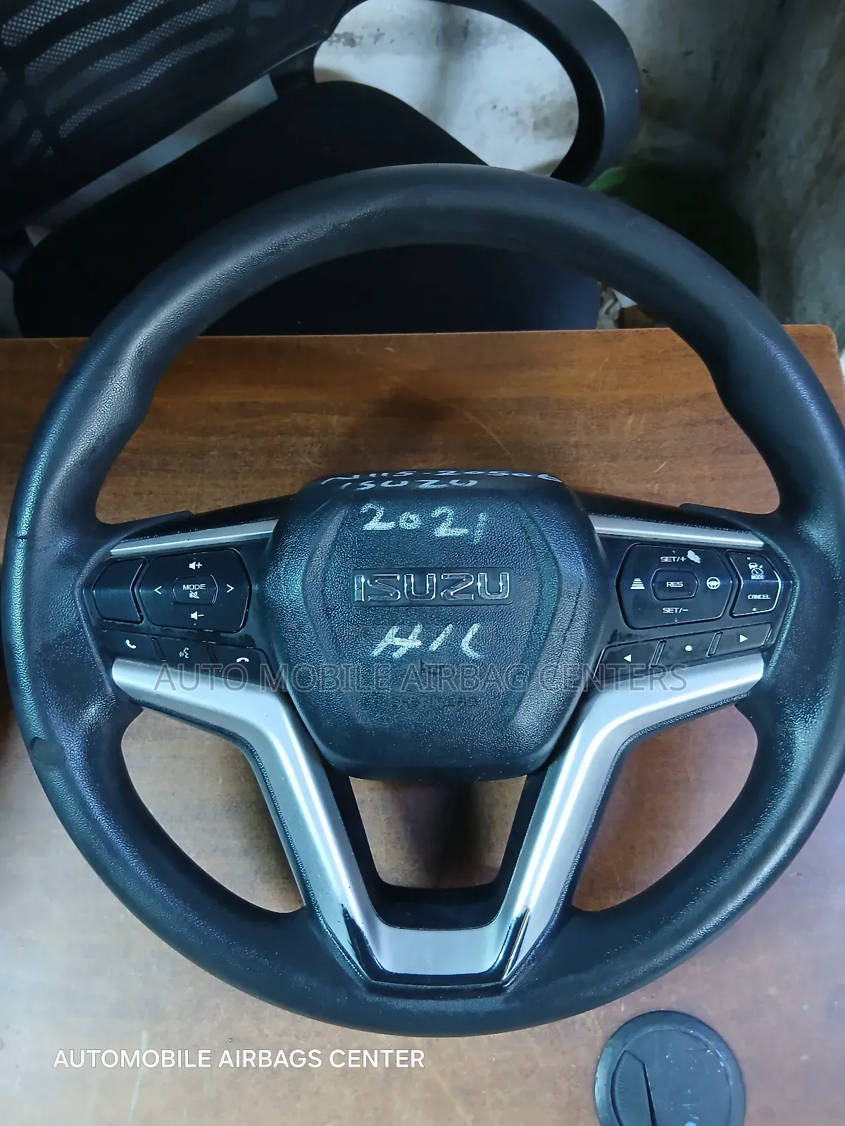 Isuzu D-Max New Model Steering Wheel With Airbag