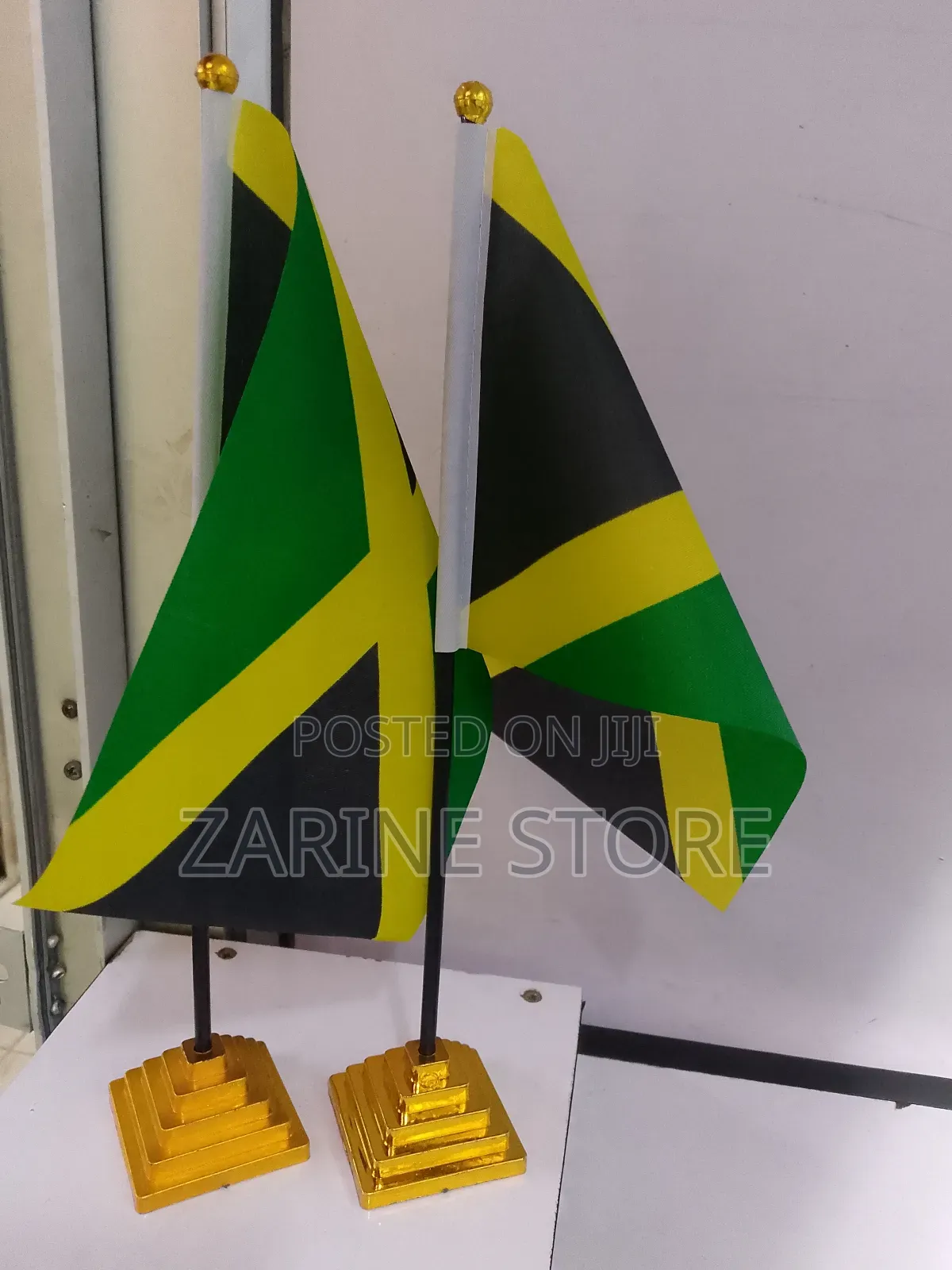 Jamaica Table Flag With Stand
