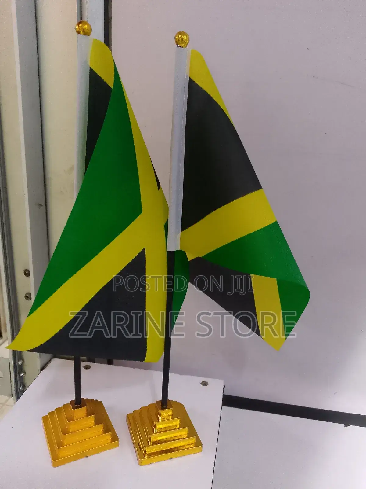 Jamaica Table Flag With Stand