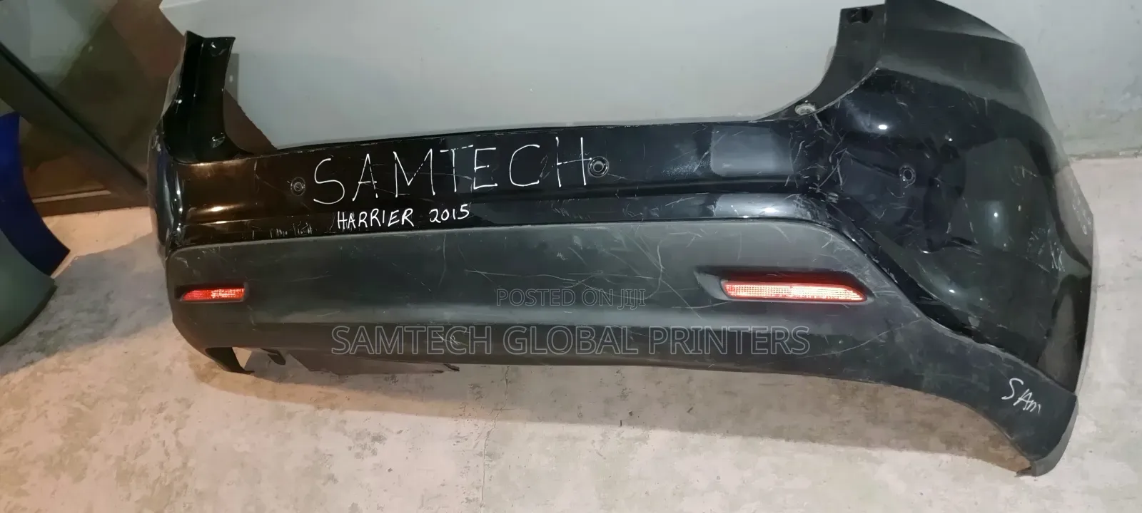 Excellent Super Quality Toyota Harrier 2015 Back Bumper
