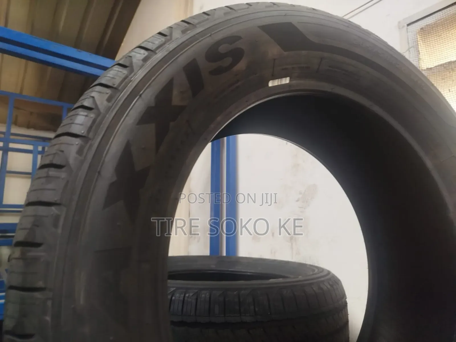 285/50 R20 Maxxis Razr Ht780