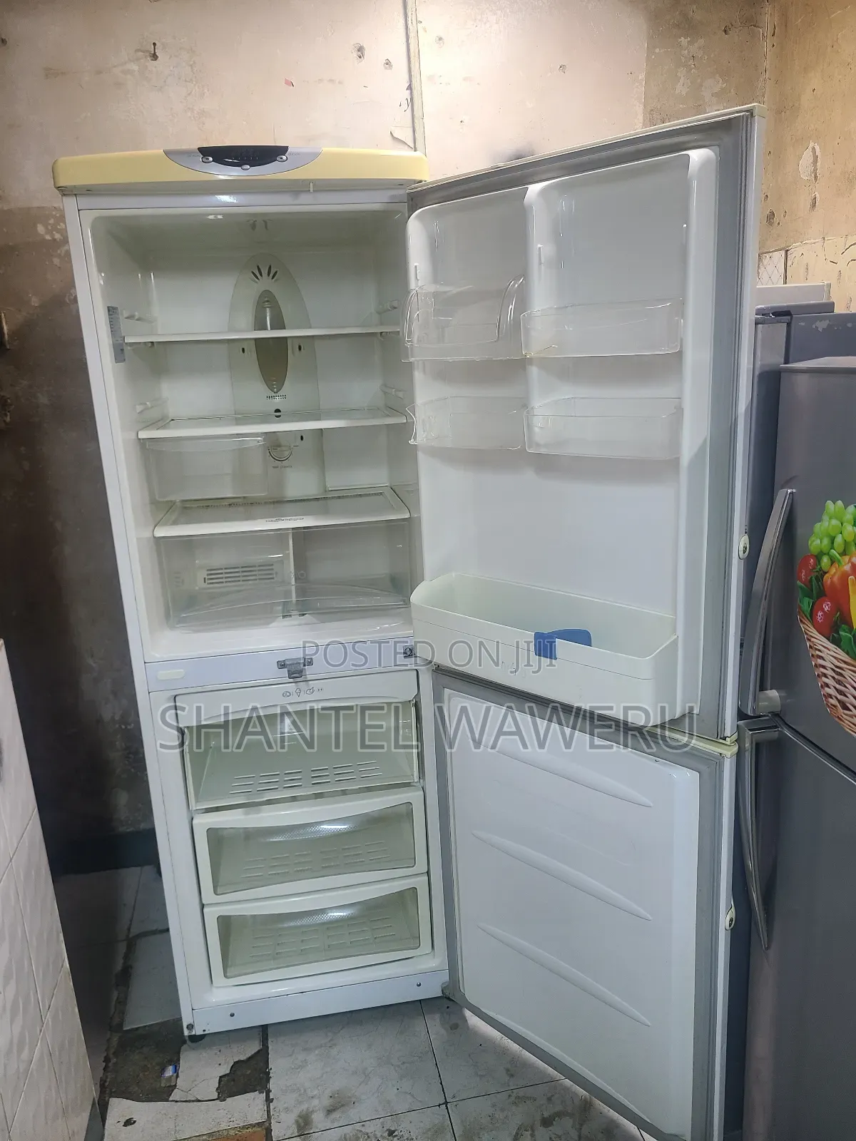 340 Bottom Xuk Refrigerator/ Frost at Free White