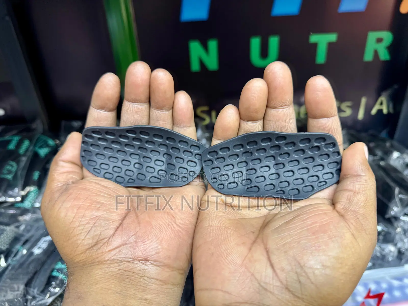 Anti-Slip Rubber Lifting Grips