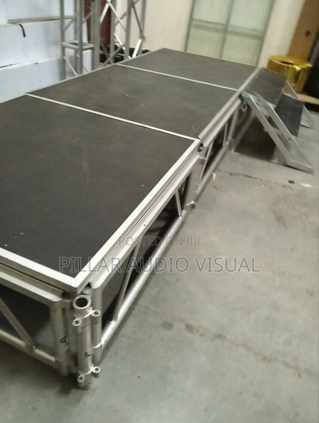 Platform, Stage, Raised Dias, Podium for Hire