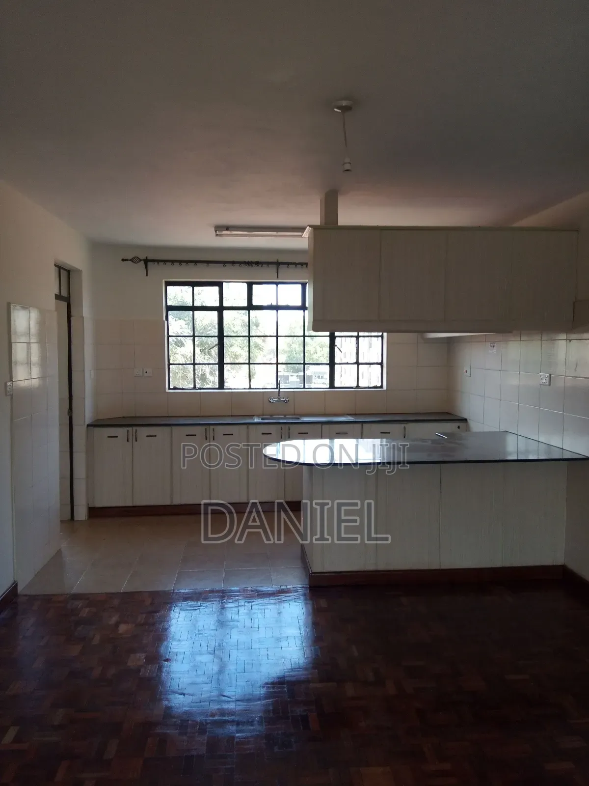 2bdrm Apartment in Riverside Drive for rent