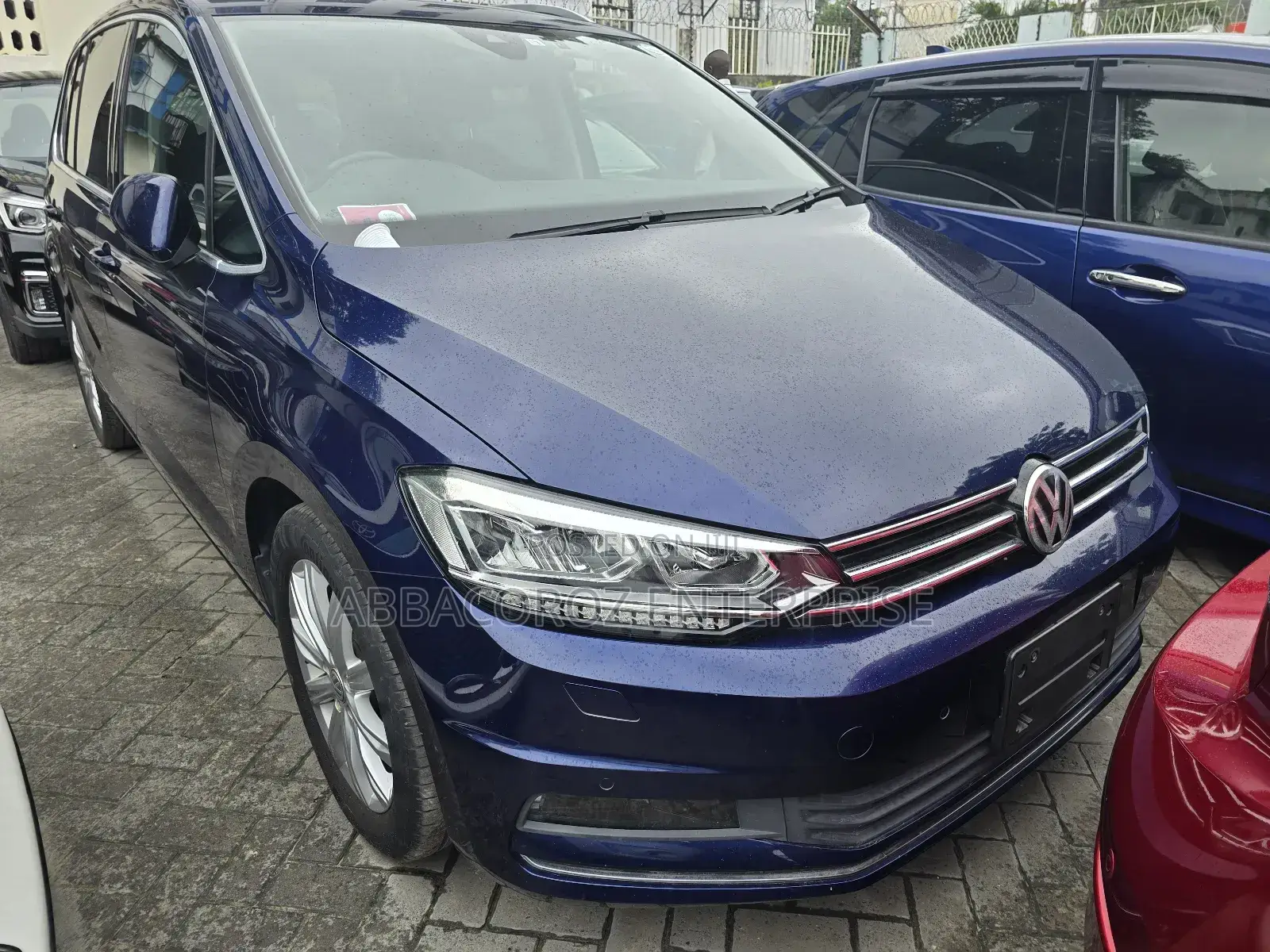Volkswagen Touran 2018 Blue