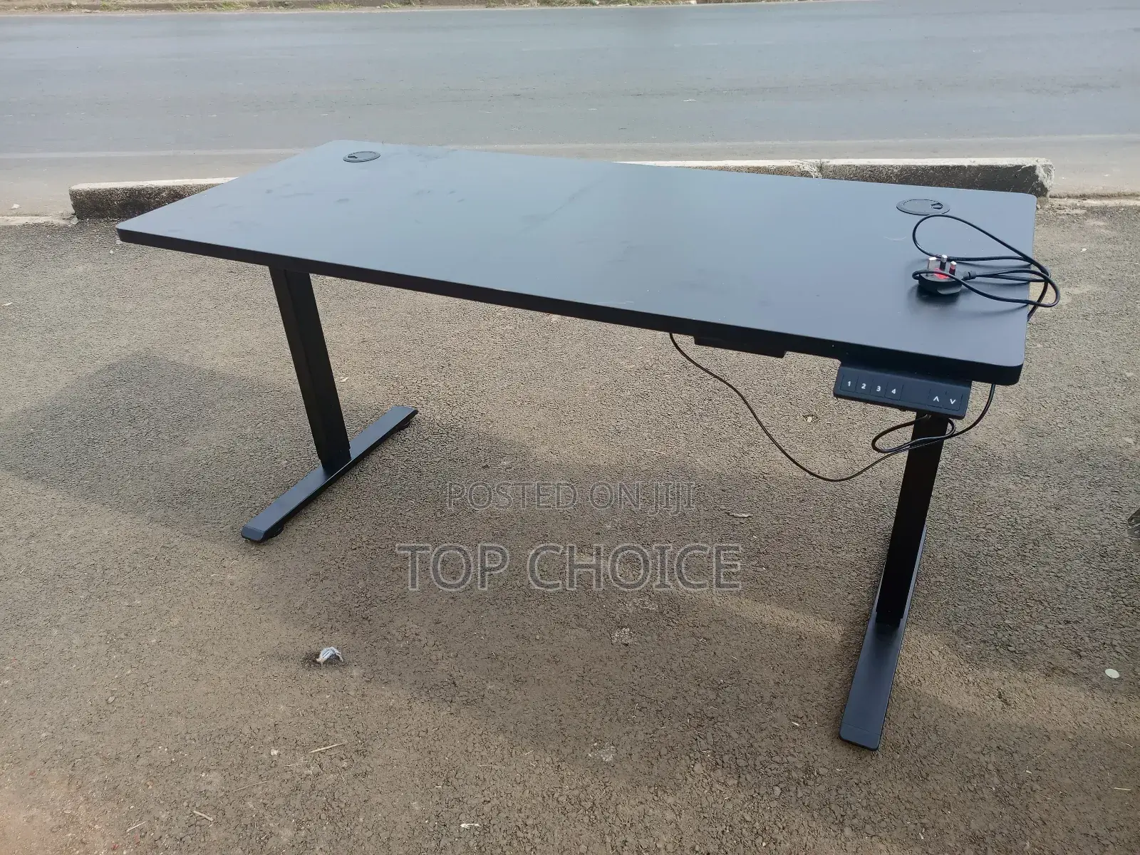 Electric Adjustable Table