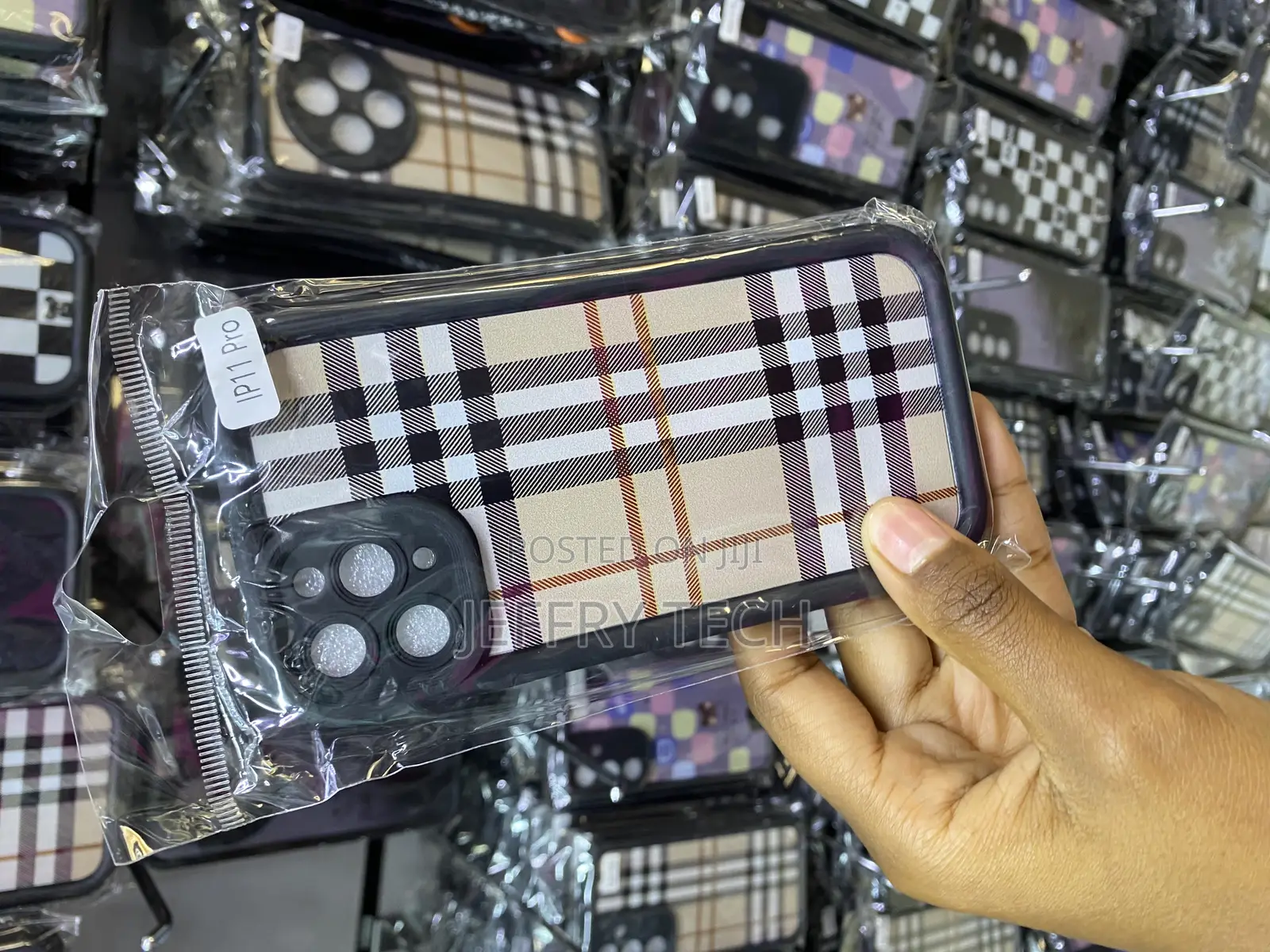 Mixne Tartan Grid Stripe Fabric Phone Cover for iPhone 11