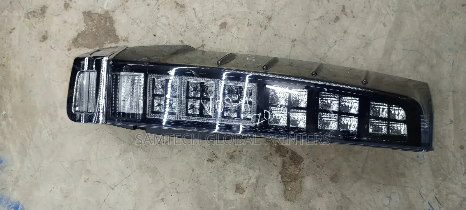Prestine Quality Ex Japan Toyota Voxy Backlight