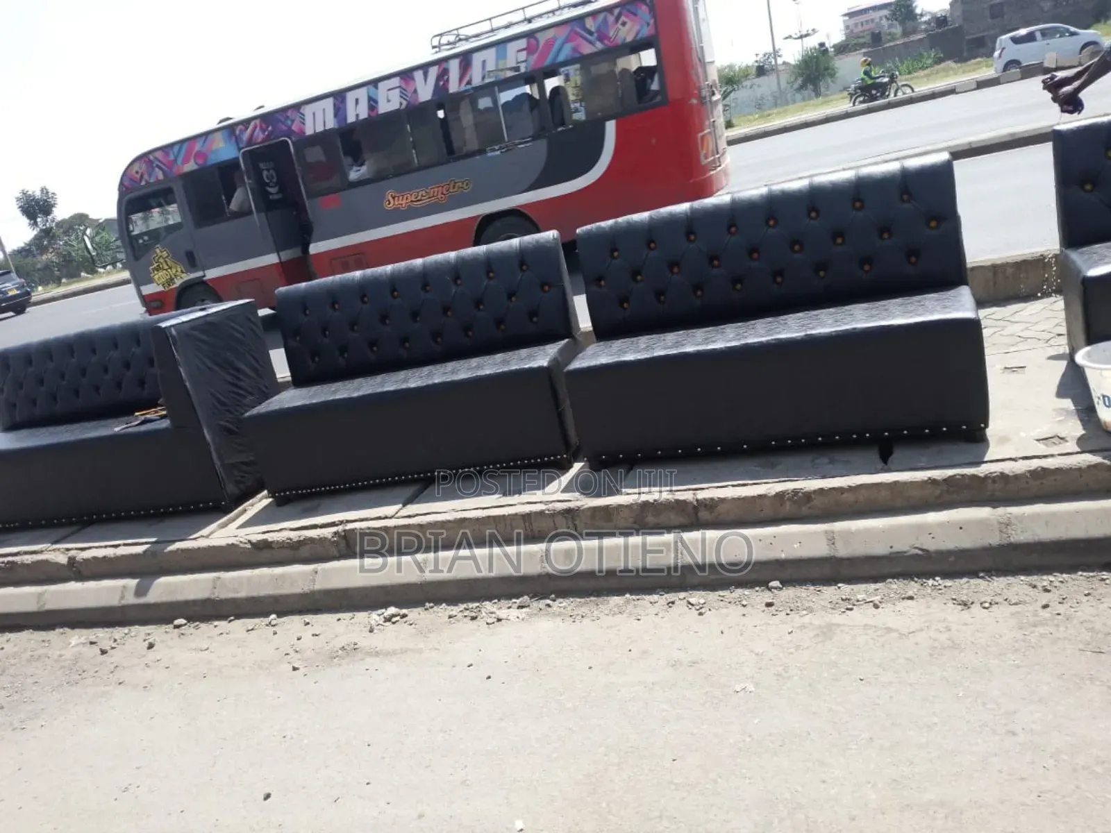 Weighting Bench Suitable in Saloon and Kinyozi