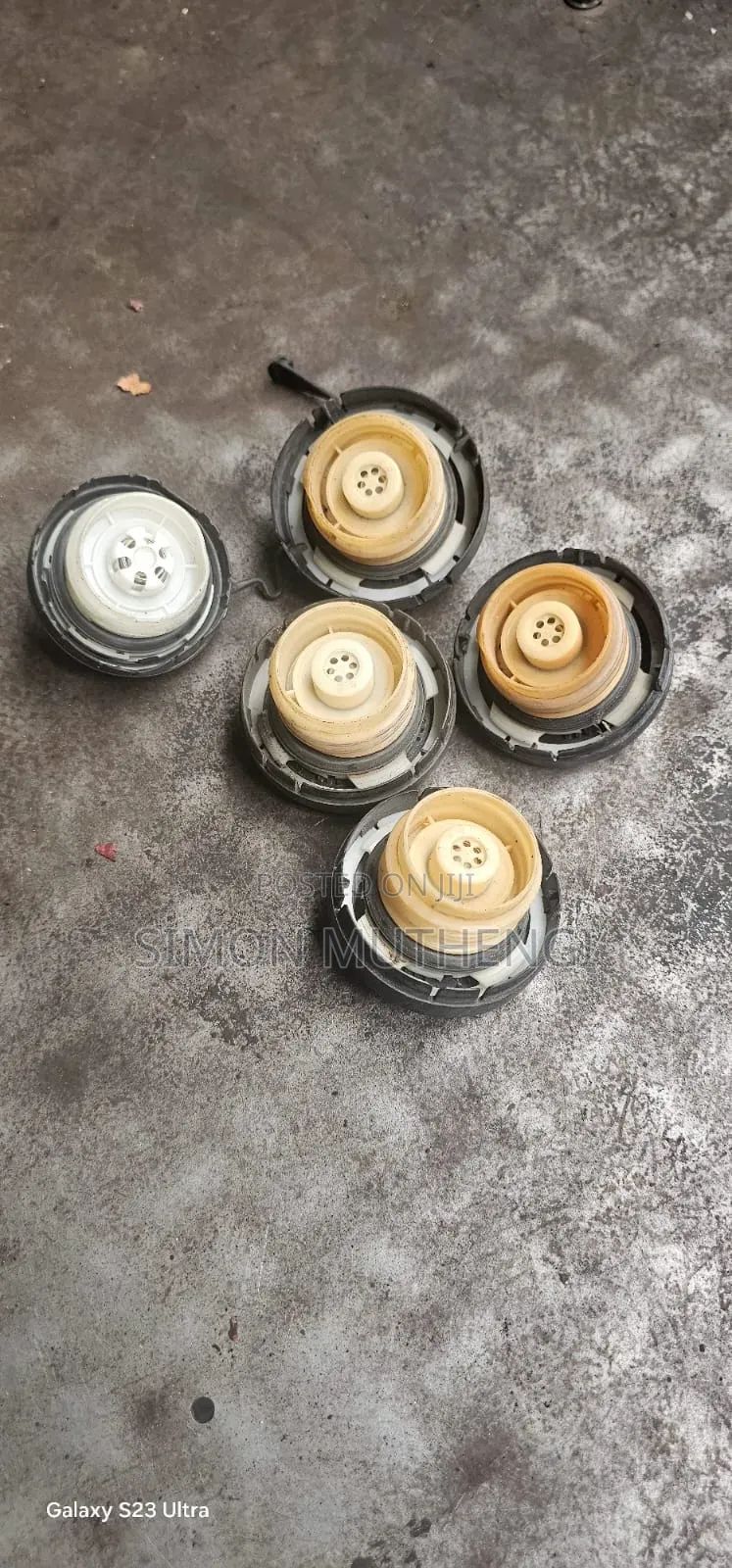 Universal Fuel Tank Cups