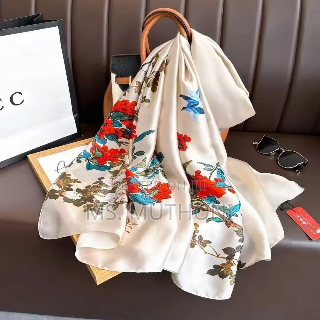 Beautiful Floral Quality Ladies Silk Scarf 