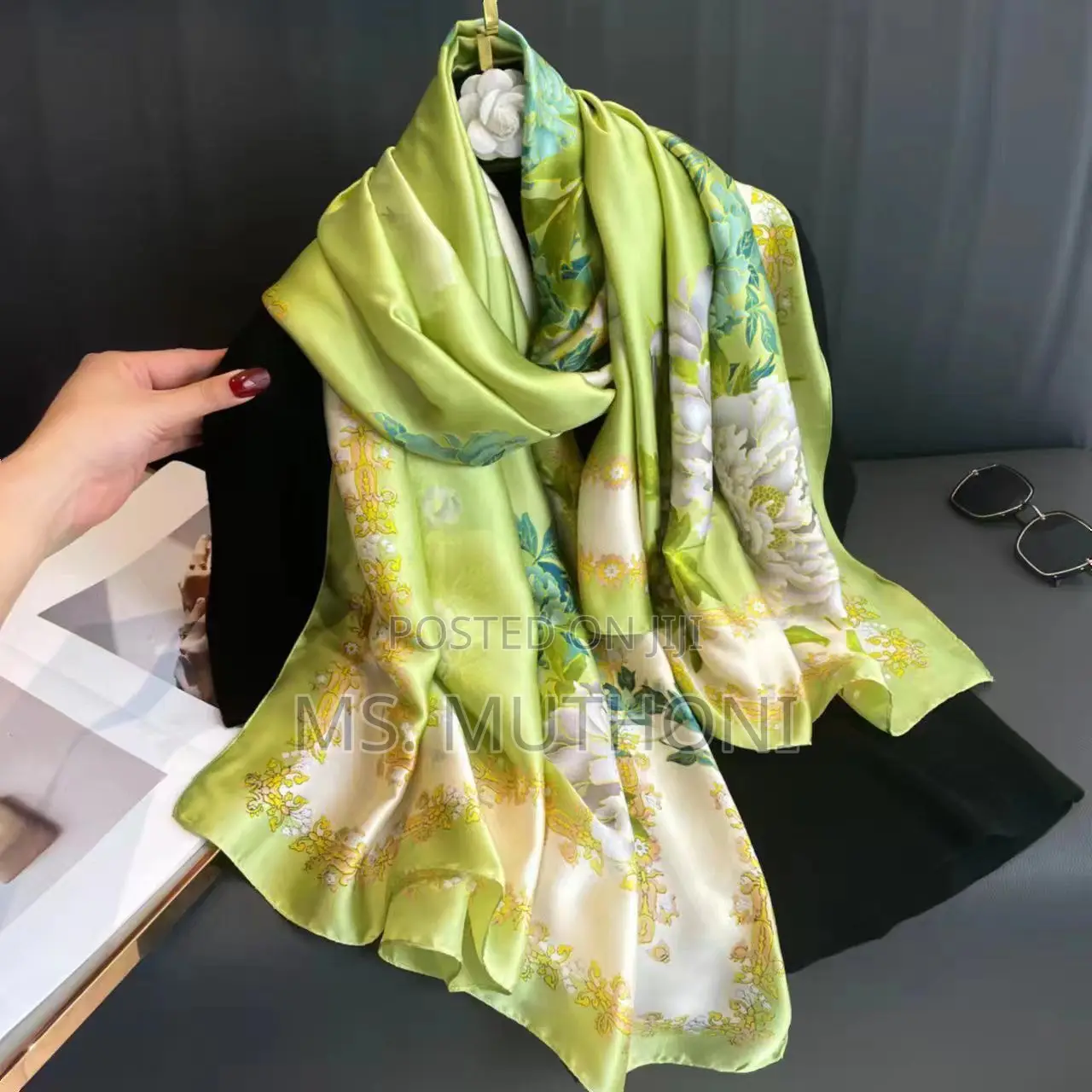 Elegant Floral Quality Ladies Soft Silk Scarf 