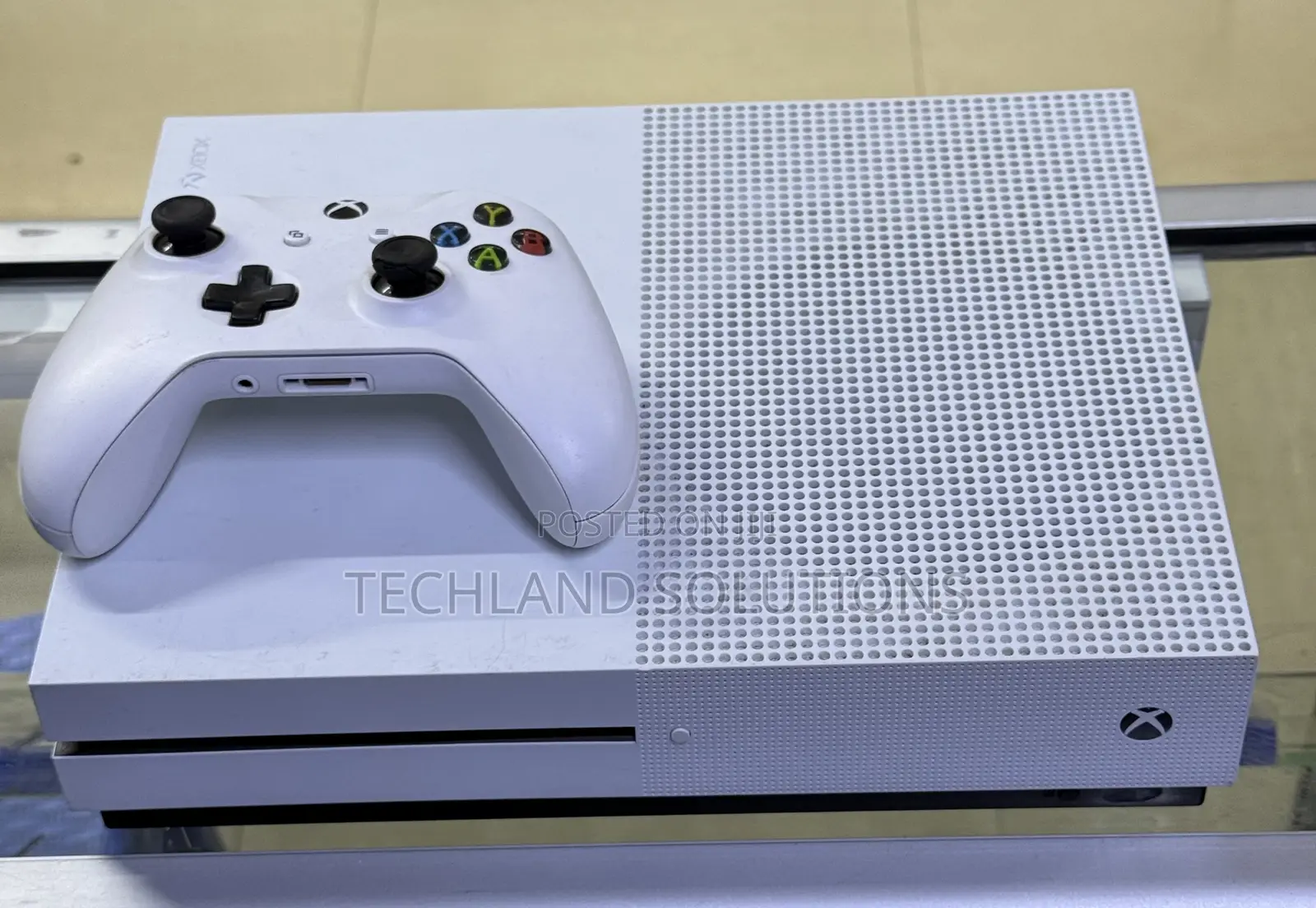 Well Kept Xbox One S