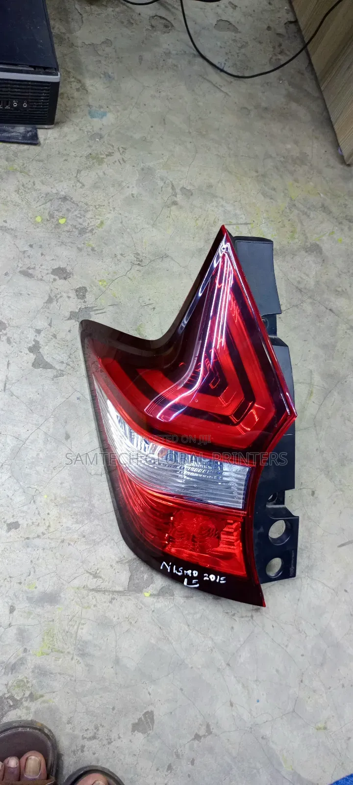 Genuine Quality Miss Nissan Note 2015 Taillight