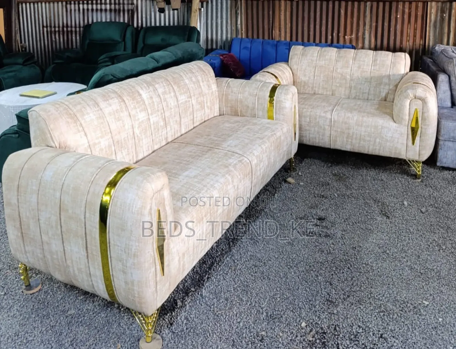 5 Seater L Seat 3,2