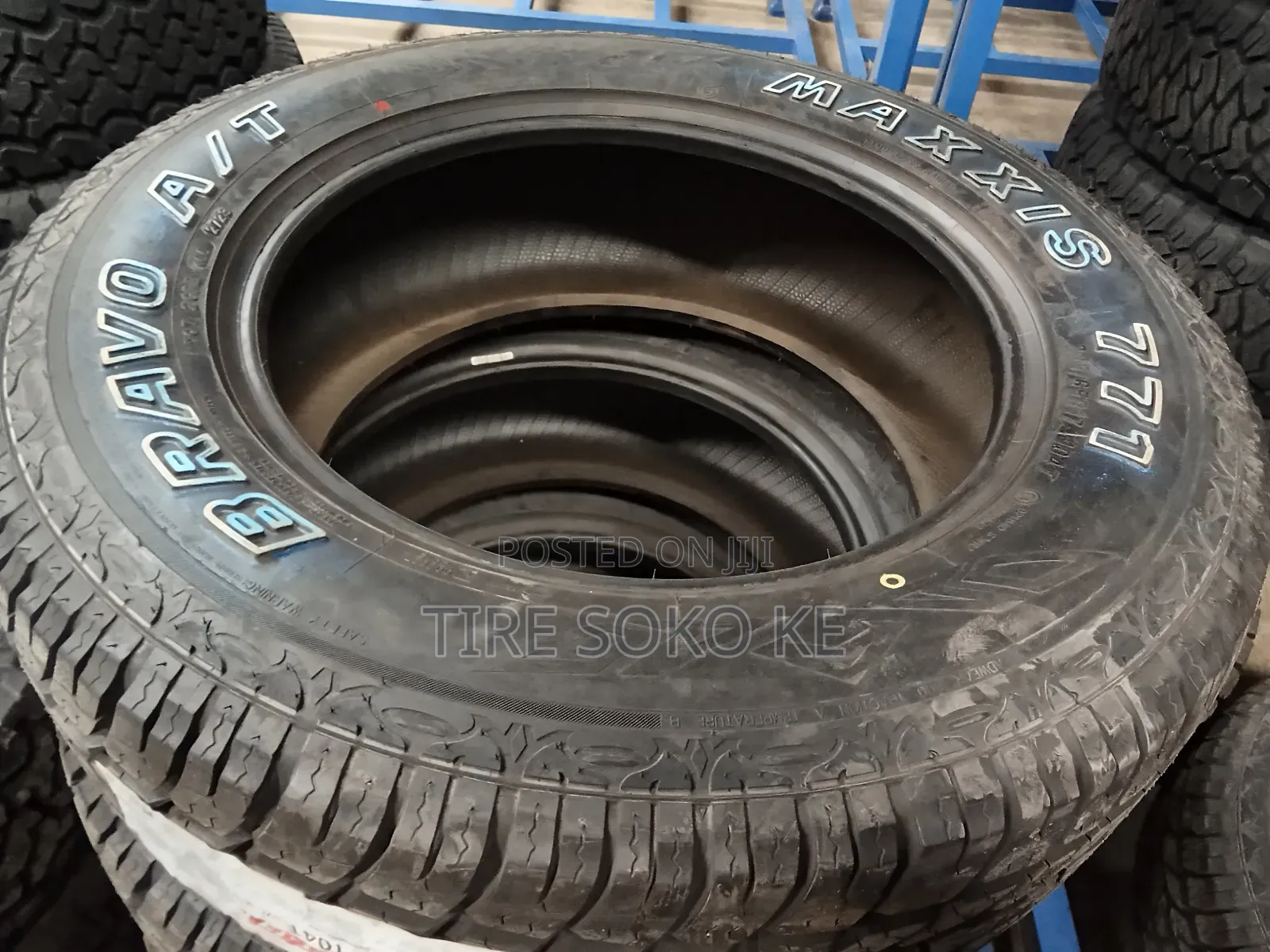 235/65 R17 Maxxis Bravo At771