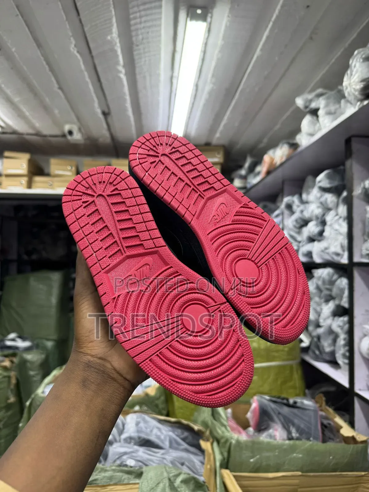 Jordan 1 Gina Black and Red