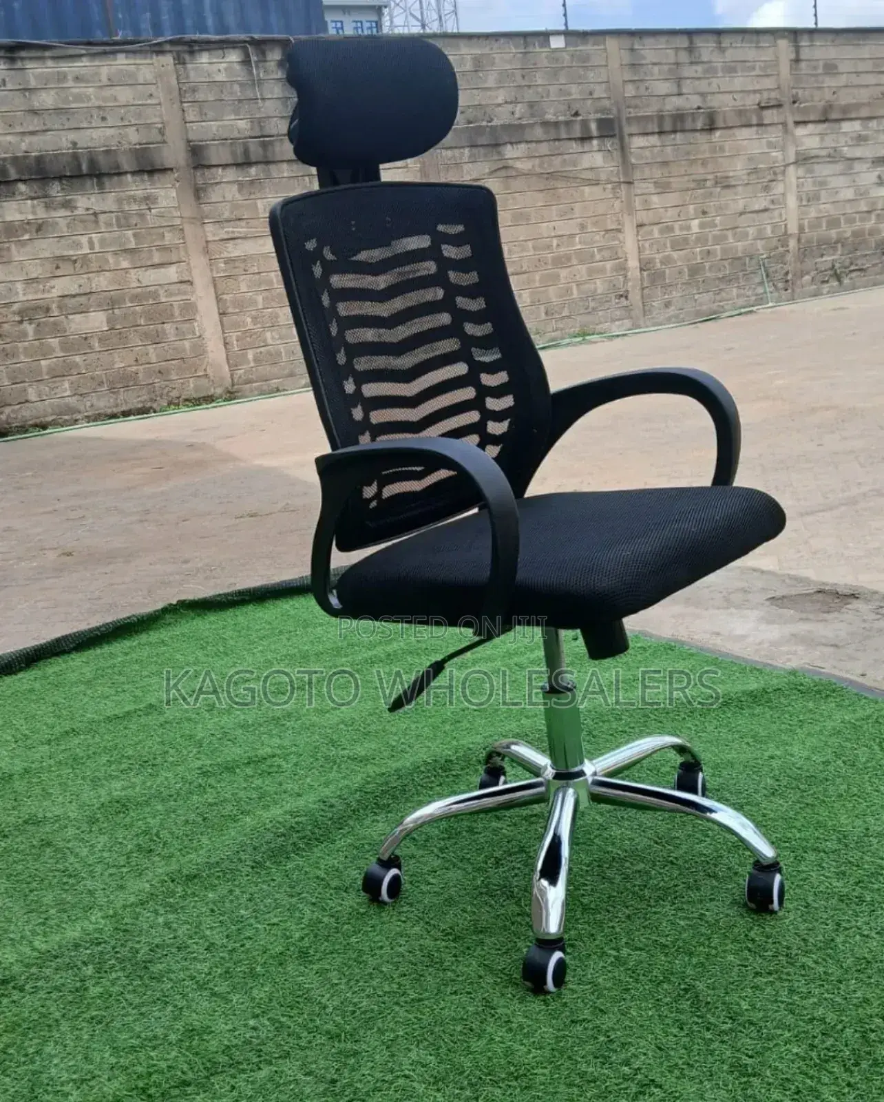 Headrest Chair