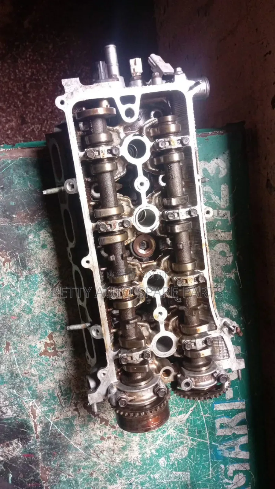 Toyota Ipsum 2az Cylinder Head