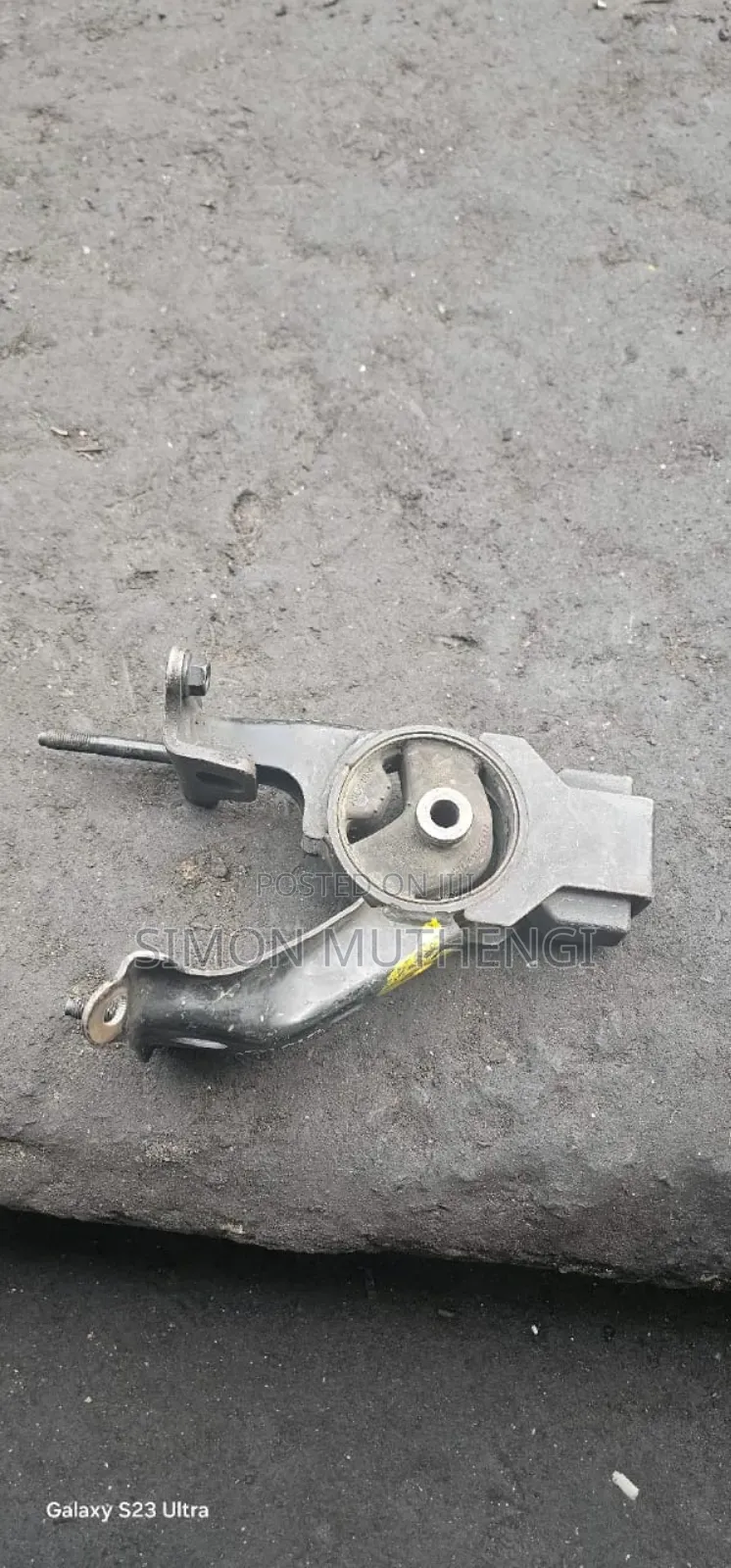 Noah/Voxy Rear Gearbox Mounting