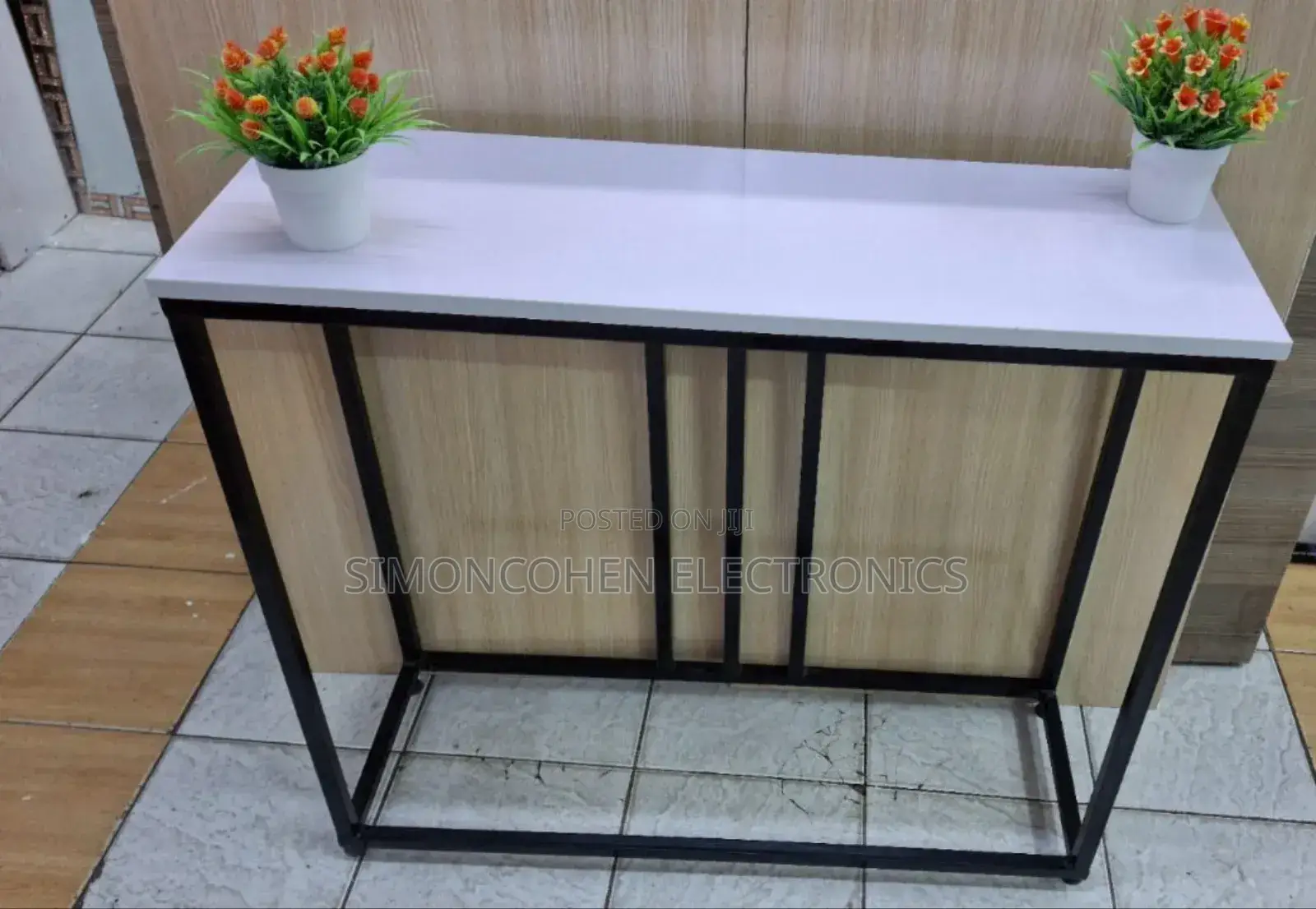 Luxurious Console Table