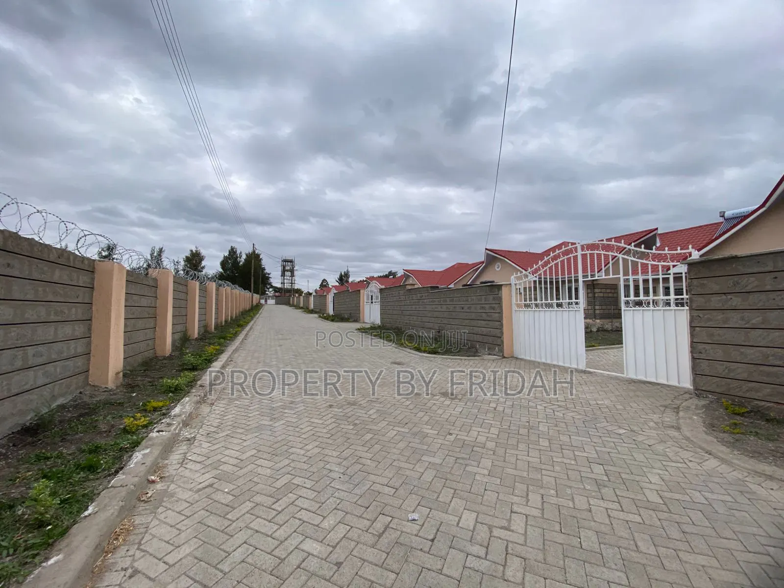 3bdrm Bungalow in Kitengela for sale