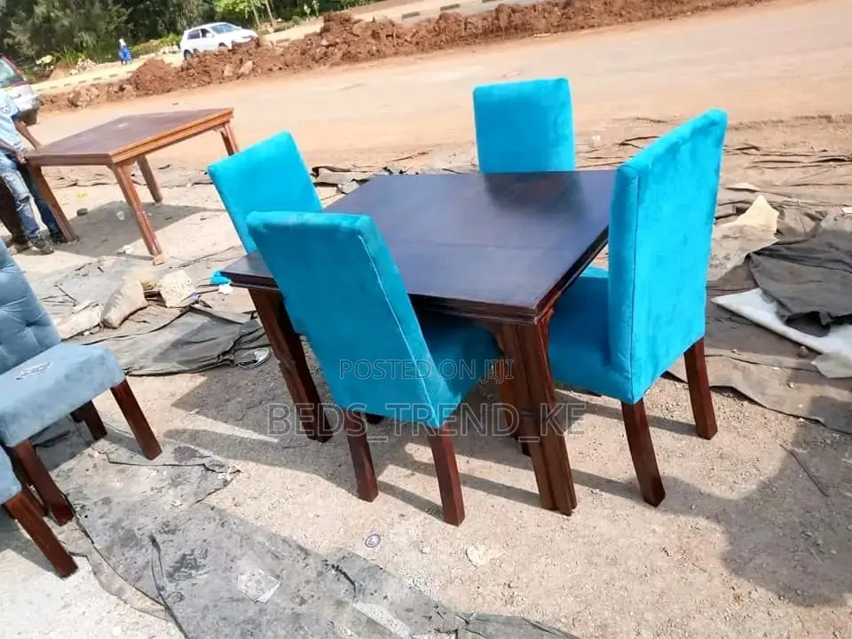 4 Seater Dining Table