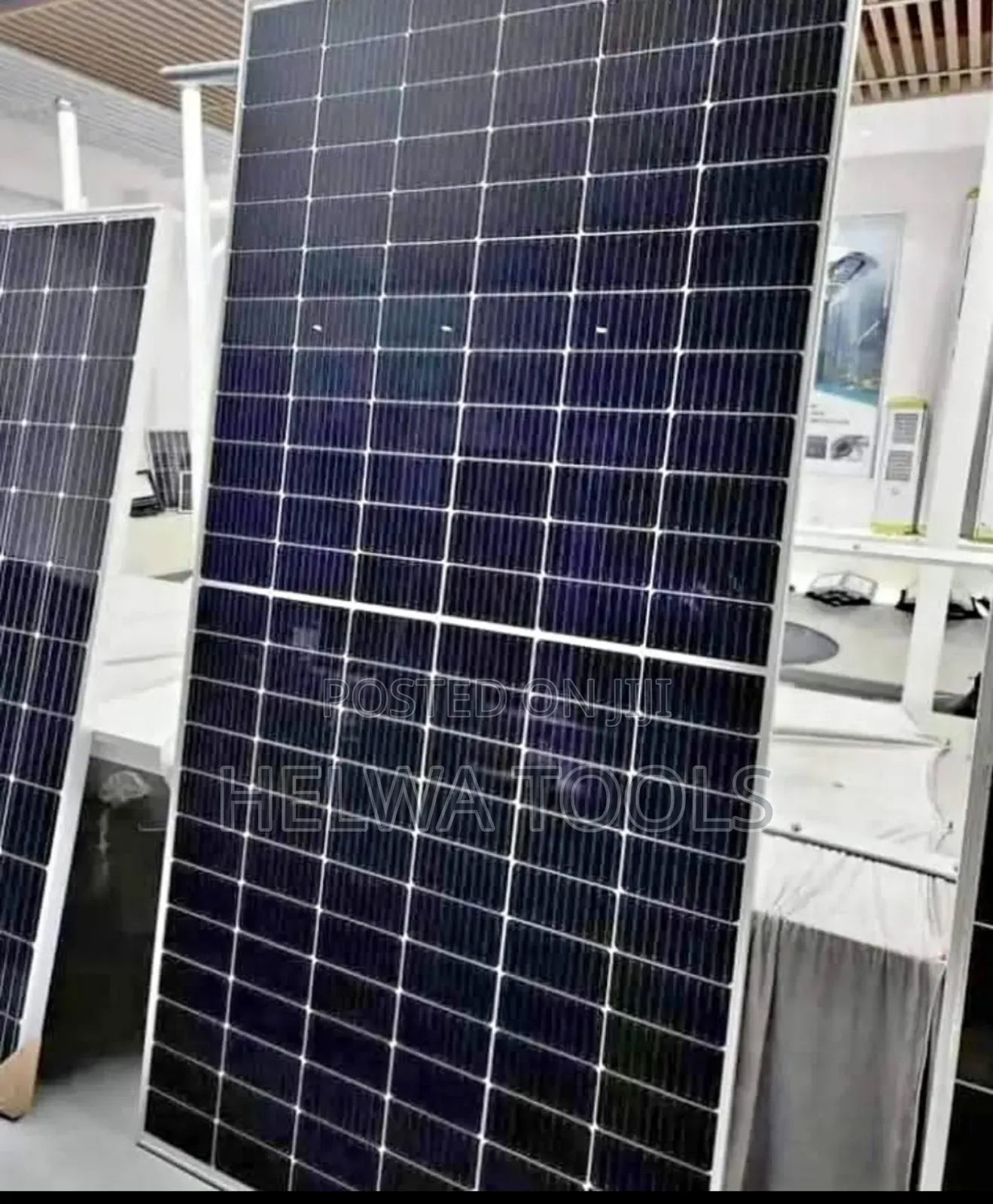 550 Watts All Weather Solar Panel
