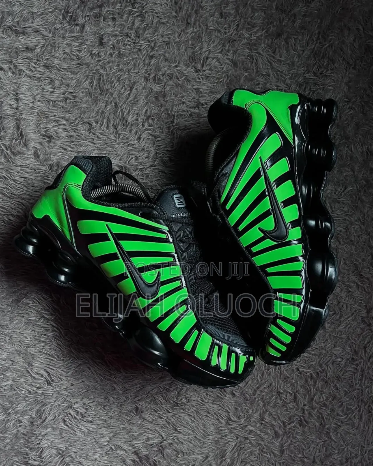 Nike Shox Thermal *Green*
Size 39________45.