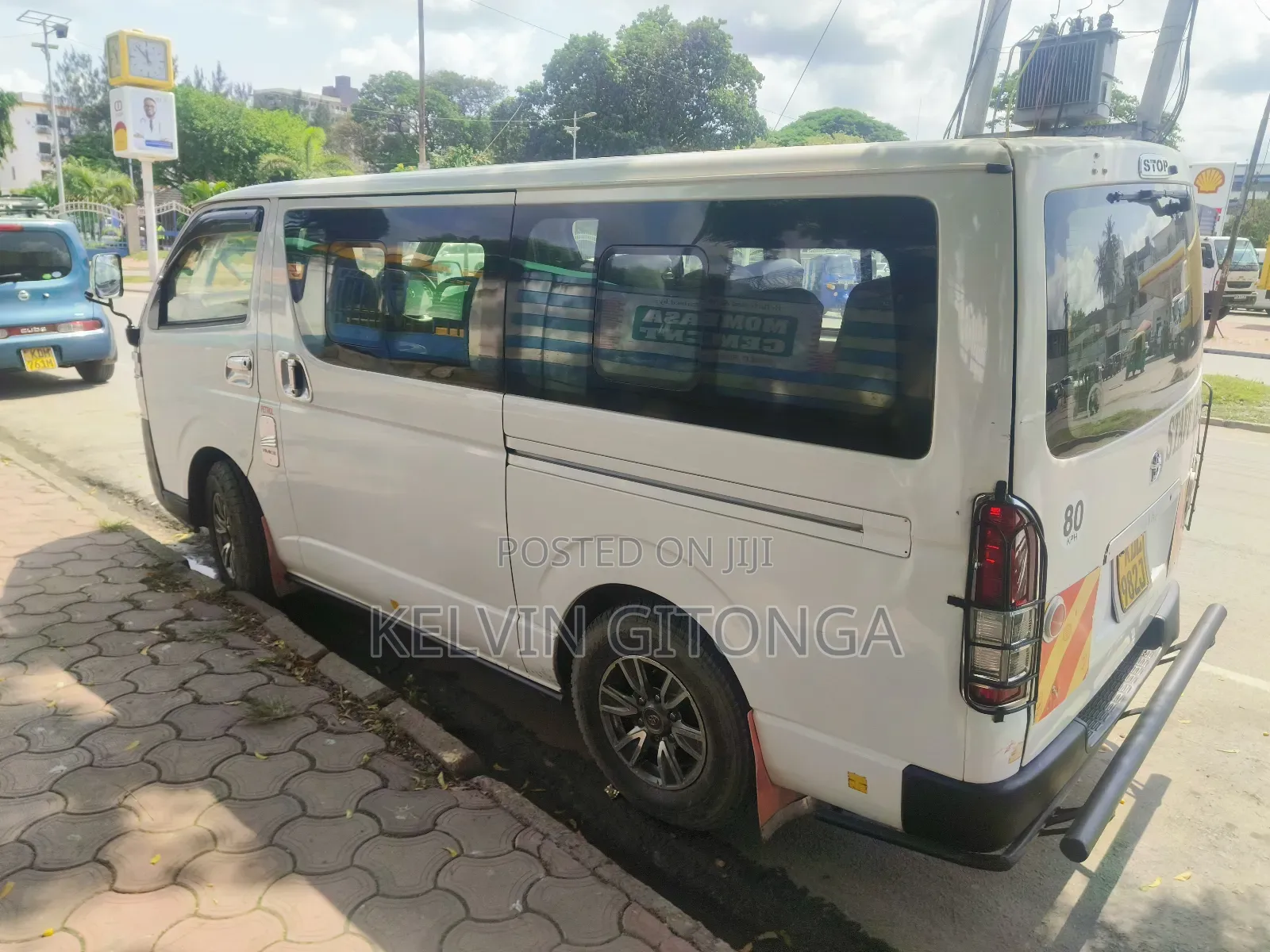 Toyota HiAce 2017 White