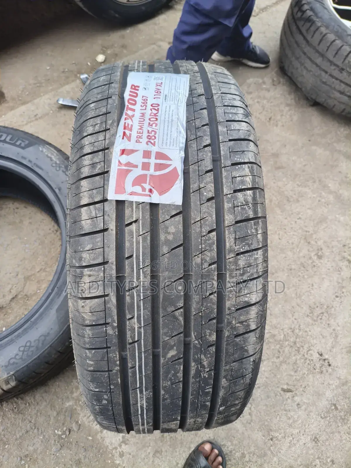 285/50r20 Zextour