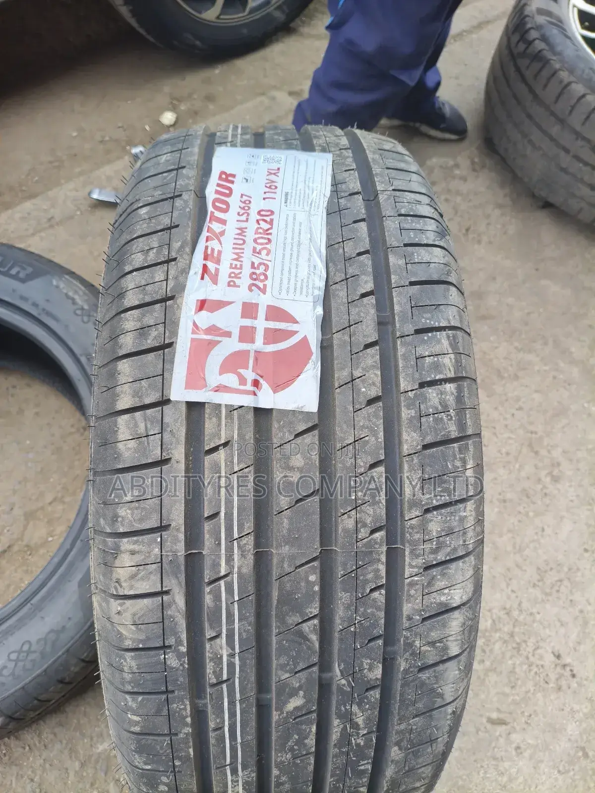 285/50r20 Zextour