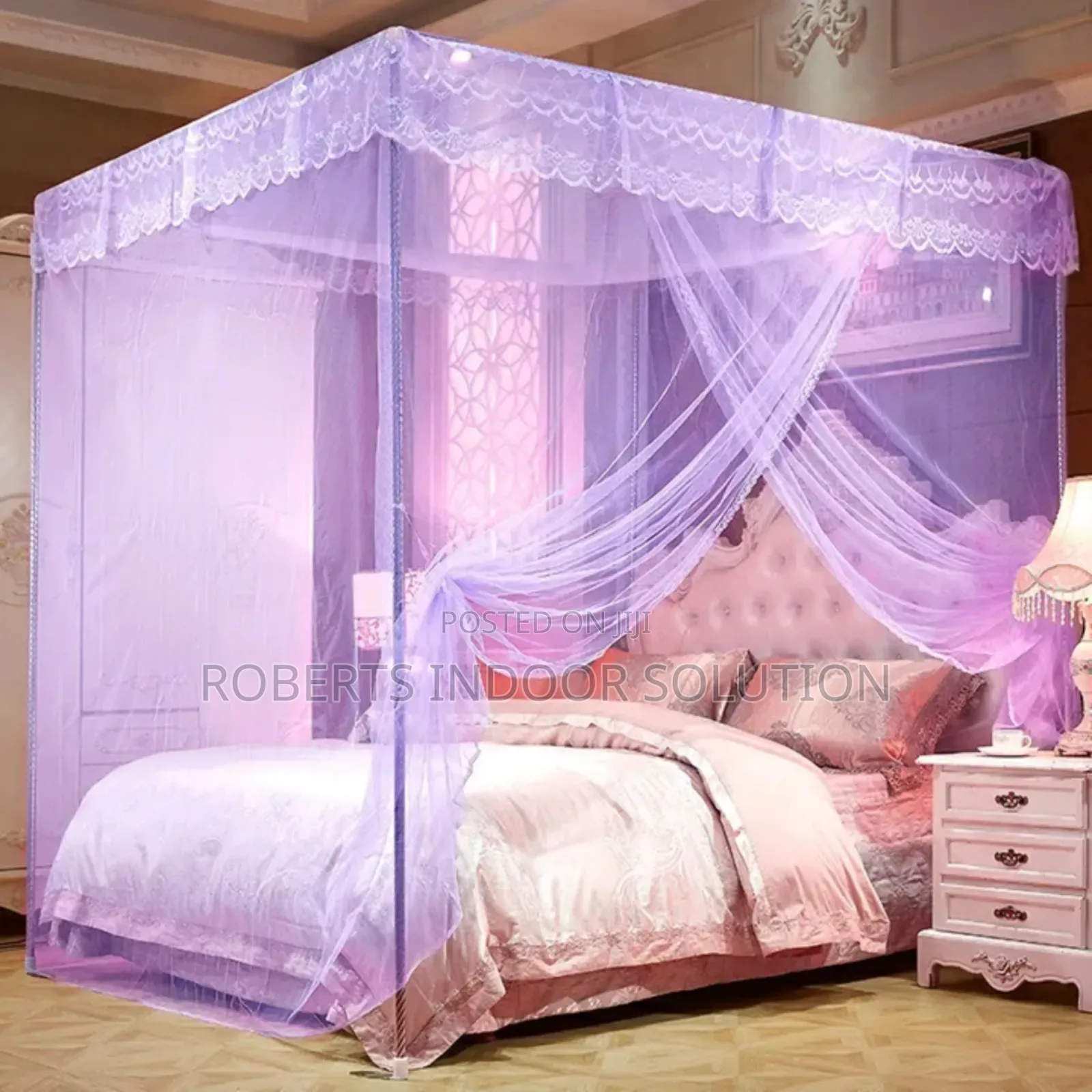 Flawless Four Stand Mosquito Net