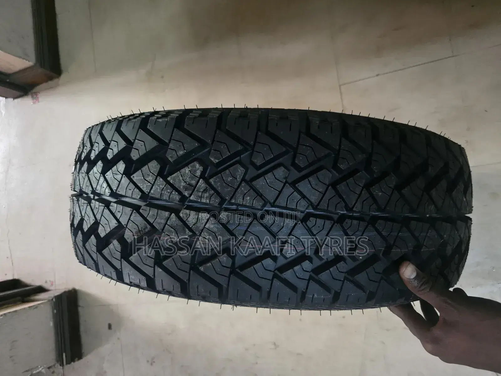 235/65r17 Petromax Tyre